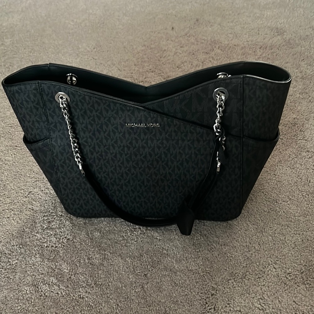 Black Michael Kors purse